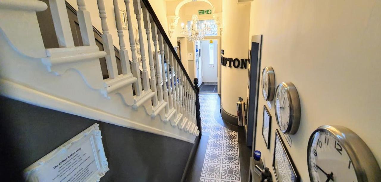 The Clifton Bed and Breakfast Σάουθ Σιλντς Εξωτερικό φωτογραφία